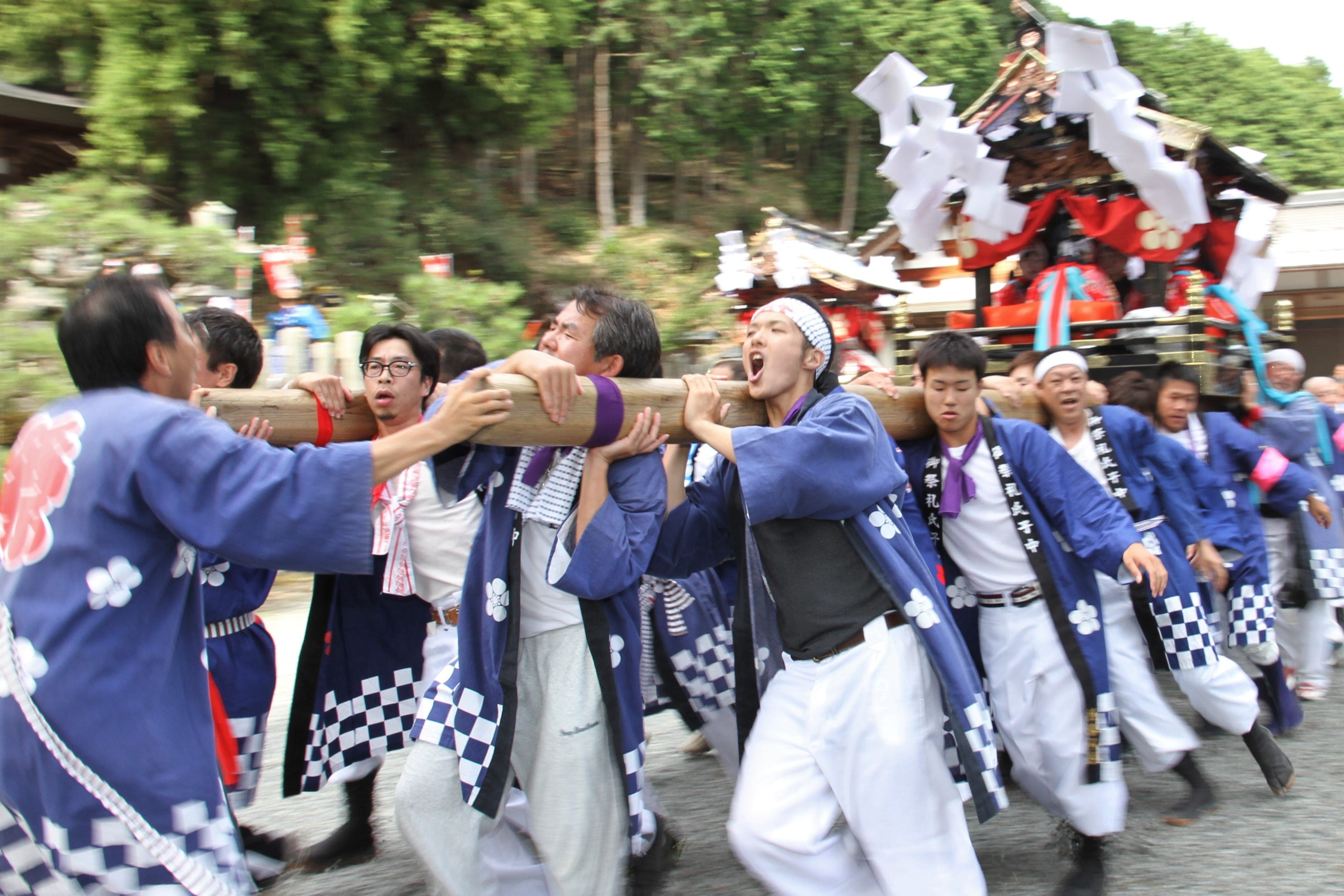 川内多々奴比神社祭礼