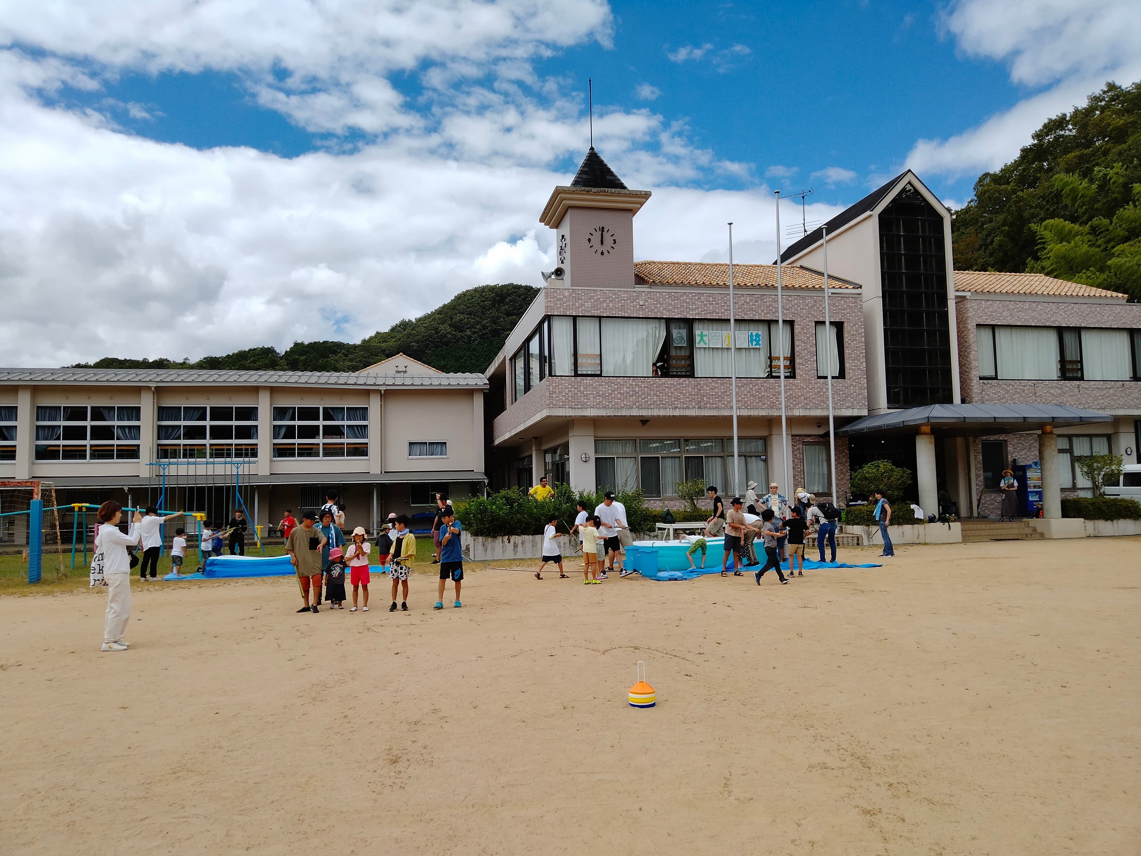 竹でつくる水鉄砲で遊ぼう