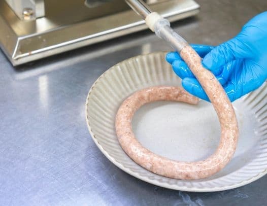 【国際博記念】猪肉入りソーセージ作り体験